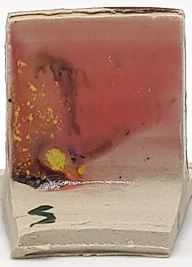 Amaryllis on Valentine Earthstone ES-10 cone 6 oxidation