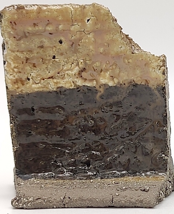 White Engobe + Black Engobe + Micro Champagne on SIO2 Barcino Grey cone 6 oxidation